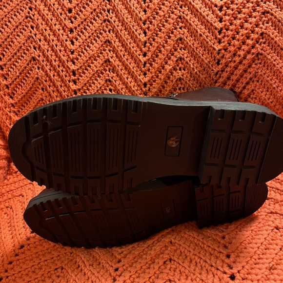 Ladies Cushionaire Didi Lace Up Boots,Size 81/2runs a little small,new with tags - Picture 5 of 9